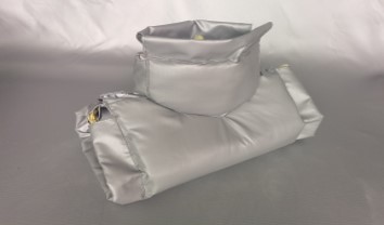 Detachable soft energy-saving insulation cover for valve pipeline flanges